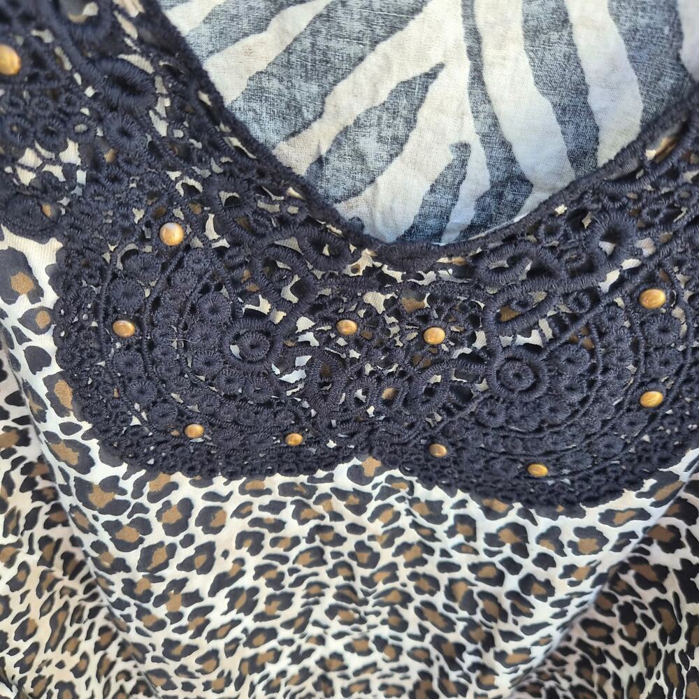 NWT Kim Rogers Animal Print Blouse w/ Crochet Trim Sz 2XL - Picture 4 of 5